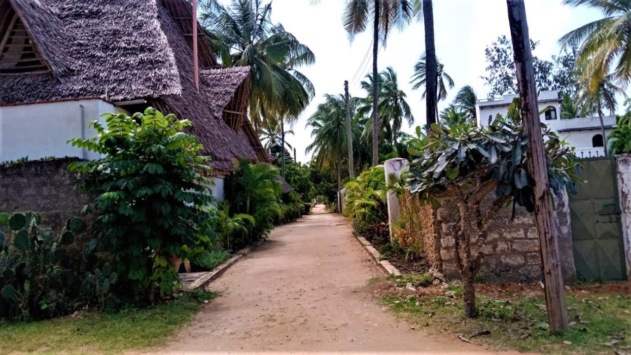 V-Szameitat Homes, Kongo River Diani Beach Exterior foto